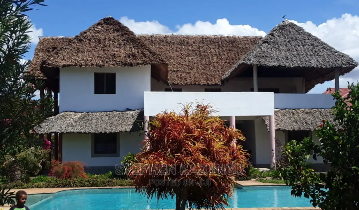 Furnished 5bdrm Villa in Galu Beach, Ukunda for Sale 1