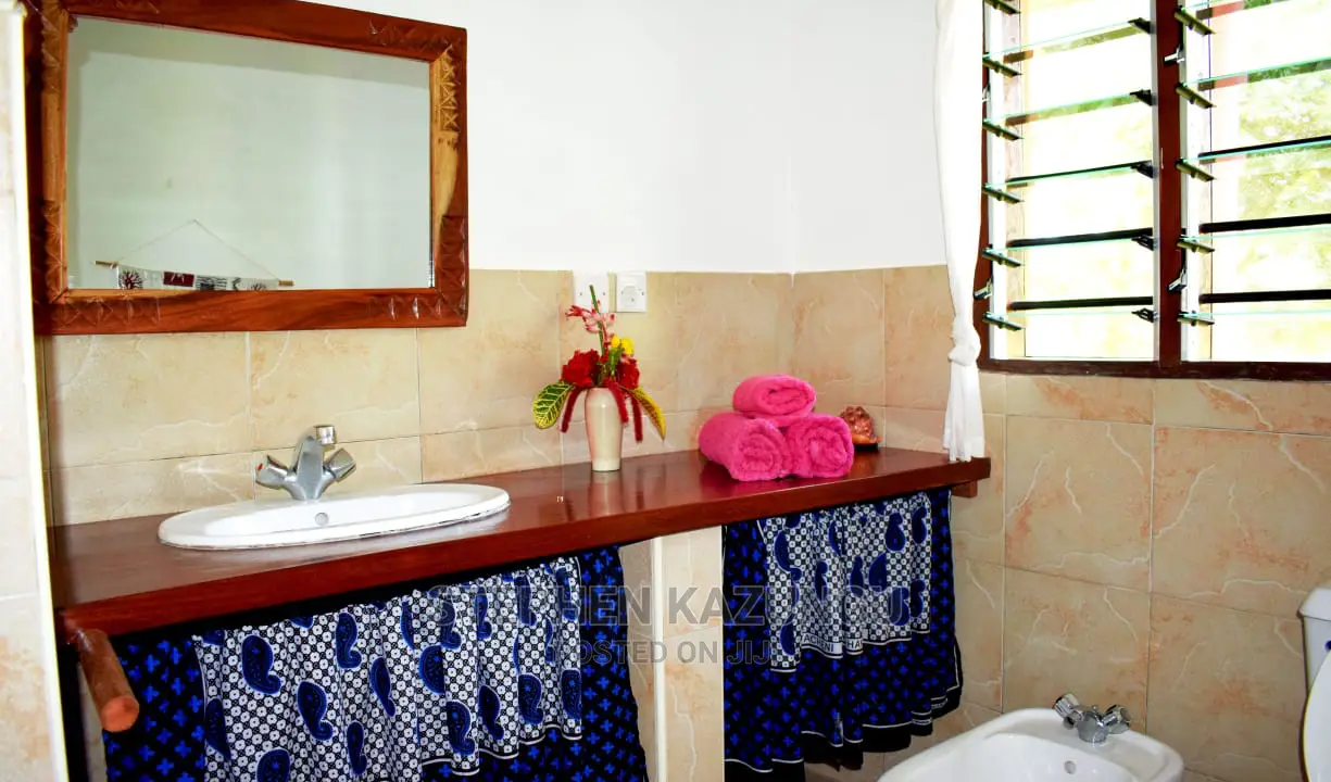 Furnished 5bdrm Villa in Galu Beach, Ukunda for Sale 11