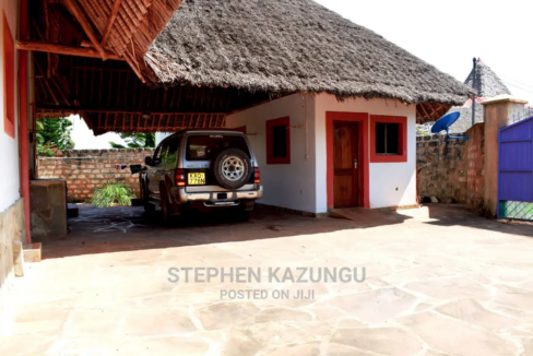 Furnished 5bdrm Villa in Galu Beach, Ukunda for Sale 2