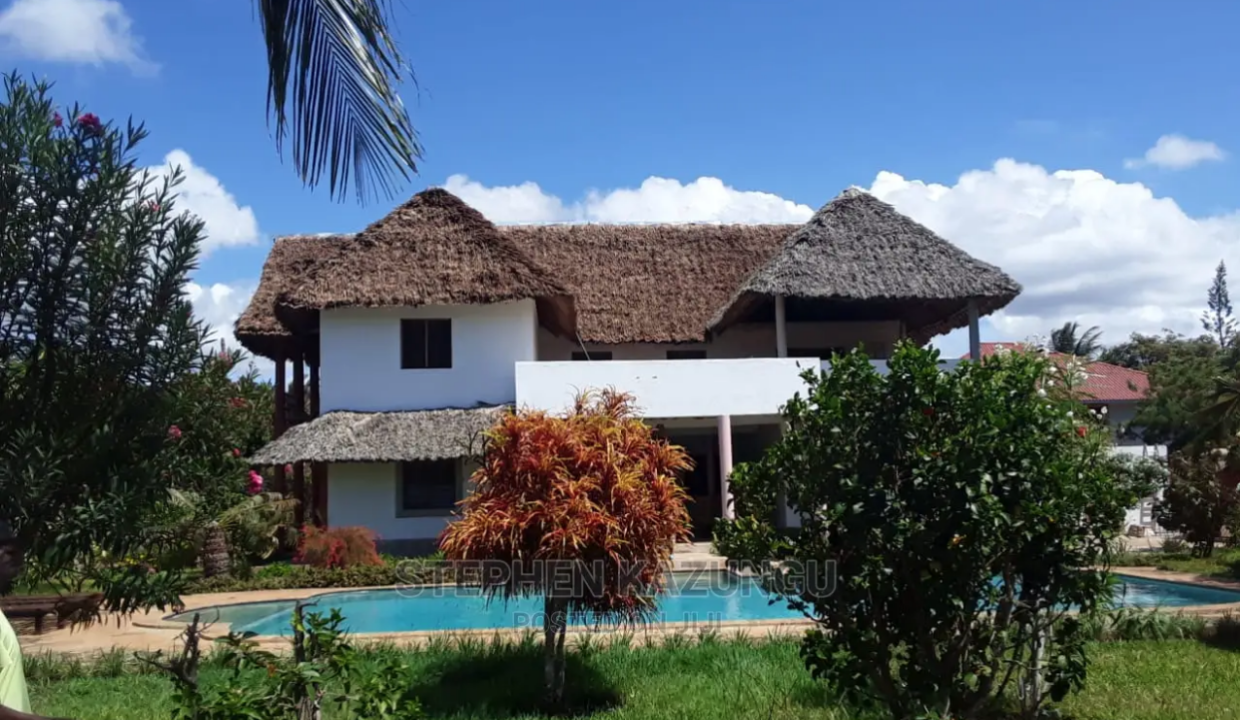 Furnished 5bdrm Villa in Galu Beach, Ukunda for Sale 4