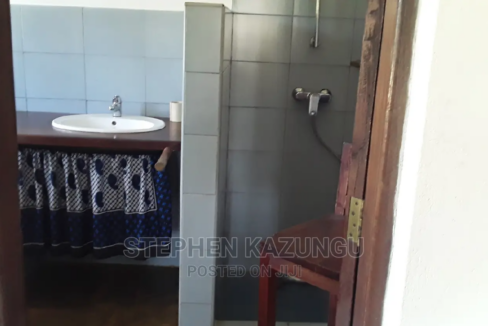 Furnished 5bdrm Villa in Galu Beach, Ukunda for Sale 6